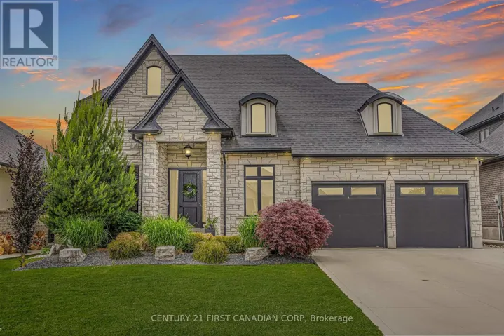 8 OSCAR DAVIS COURT, Strathroy-Caradoc (NE), Ontario N7G0G3