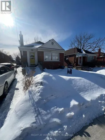 2941 ST CLAIR AVENUE E, Toronto (O'Connor-Parkview), Ontario M4B1N9