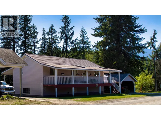 301 Fowler Street, Riondel, British Columbia V0B2B0