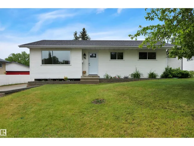 76 MERRYWOOD CR, Sherwood Park, Alberta T8A0M7