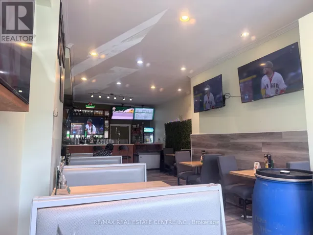 399 KEELE STREET W, Toronto (Junction Area), Ontario M6P2K9