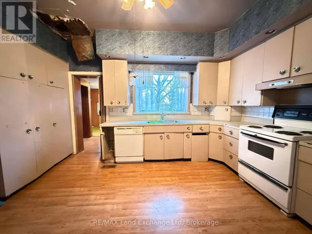 780
