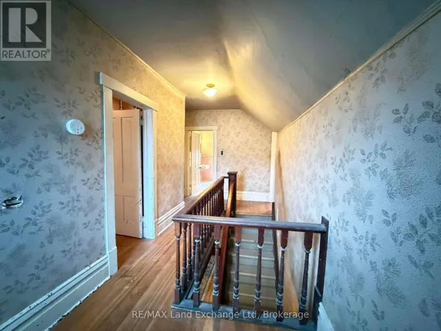 780