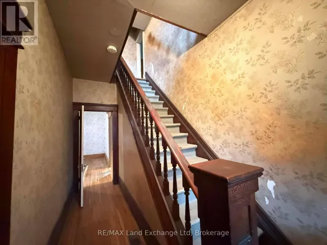780