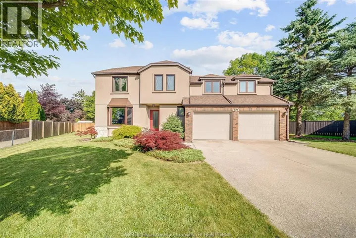 523 COLLIER CRESCENT, Tecumseh, Ontario N8N3J4