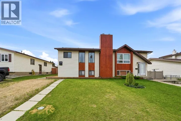 15 Mclean Street, Red Deer, Alberta T4R1T6