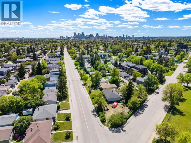 2747 Morley Trail NW, Calgary, Alberta T2M4G7