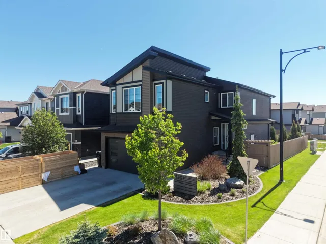 12171 177 AV NW, Edmonton, Alberta T5X0L1