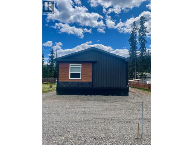 10 CHIMO Crescent, Elkford, British Columbia V0B1H0
