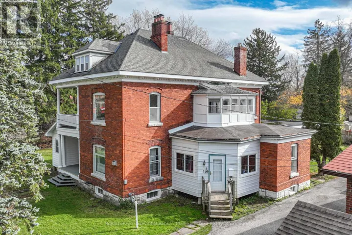 1 STURGEON BAY ROAD, Severn (Coldwater), Ontario L0K1E0