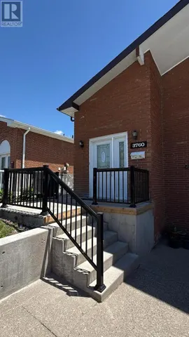 3760 KEENAN CRESCENT, Mississauga (Malton), Ontario L4T3M2