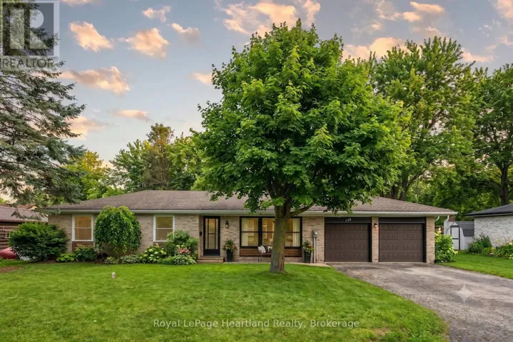 156 JOHN STREET N, Minto, Ontario N0G1Z0