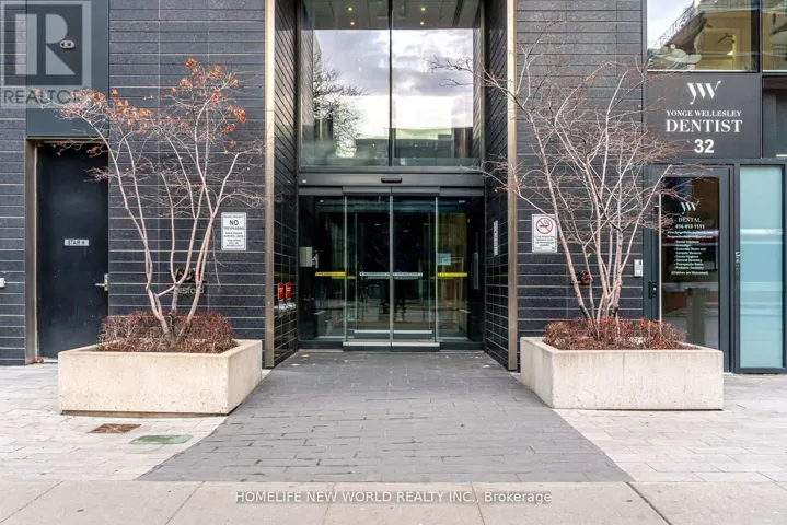 1701 - 28 WELLESLEY STREET E, Toronto (Church-Yonge Corridor), Ontario M4Y1G3