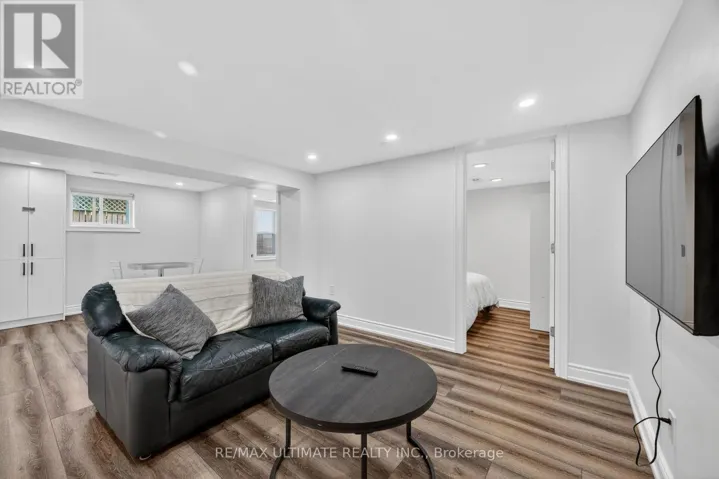 BASEMENT - 818 KROSNO BOULEVARD, Pickering (Bay Ridges), Ontario L1W1G8