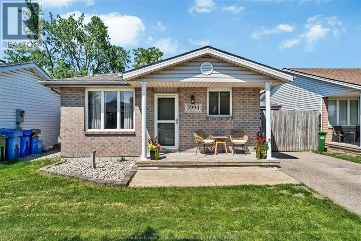 3994 ACORN CRESCENT, Windsor, Ontario N8W5R2