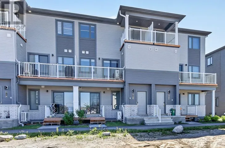 720 LILLIAN FREIMAN PRIVATE, Ottawa, Ontario K2J7K8