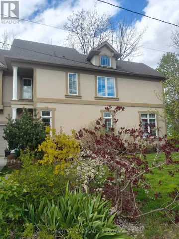 22 URSULA AVENUE, St. Catharines (Burleigh Hill), Ontario L2T1T1