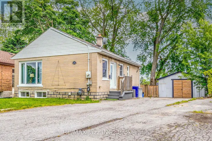 81 WELLINGTON AVENUE W, Oshawa (Lakeview), Ontario L1H3X8