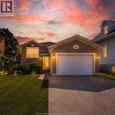 185 ELM AVENUE, Windsor, Ontario N9A5G9