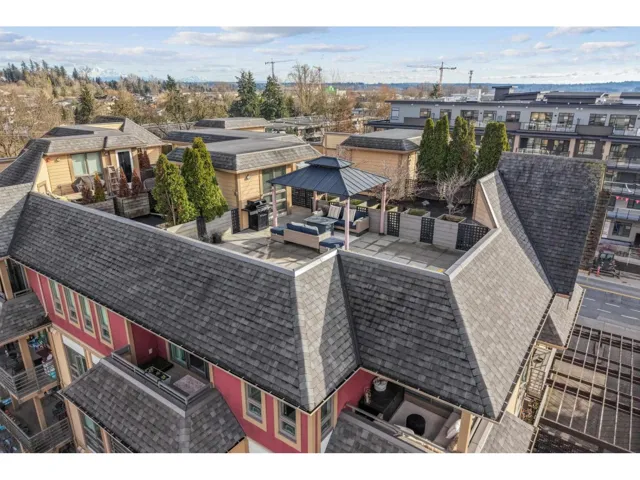 406 5811 177B STREET, Surrey, British Columbia V3S4J4