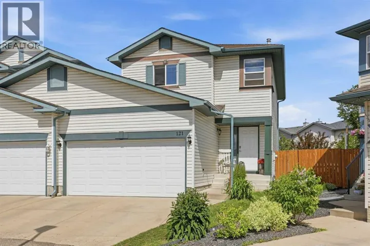 121 Canoe Square SW, Airdrie, Alberta T4B2N7