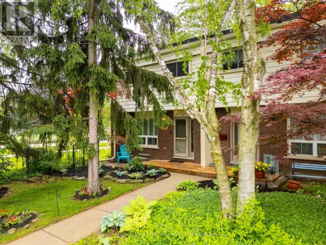 12 - 199 YORK ROAD, Hamilton (Dundas), Ontario L9H1M9