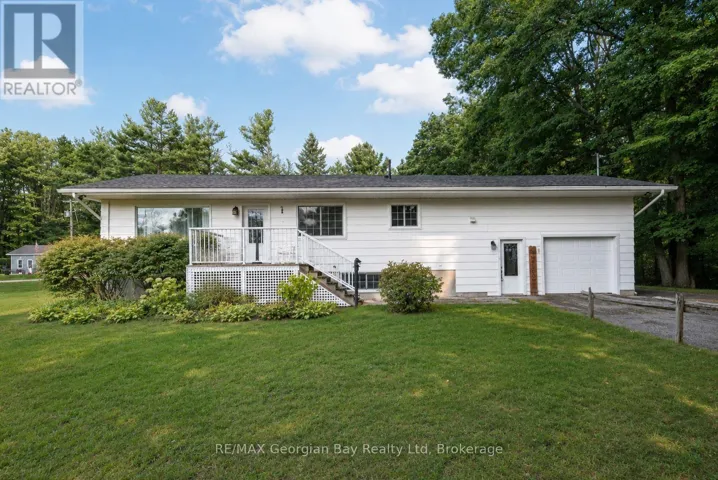 1034 PINE GROVE ROAD, Penetanguishene, Ontario L9M2B5