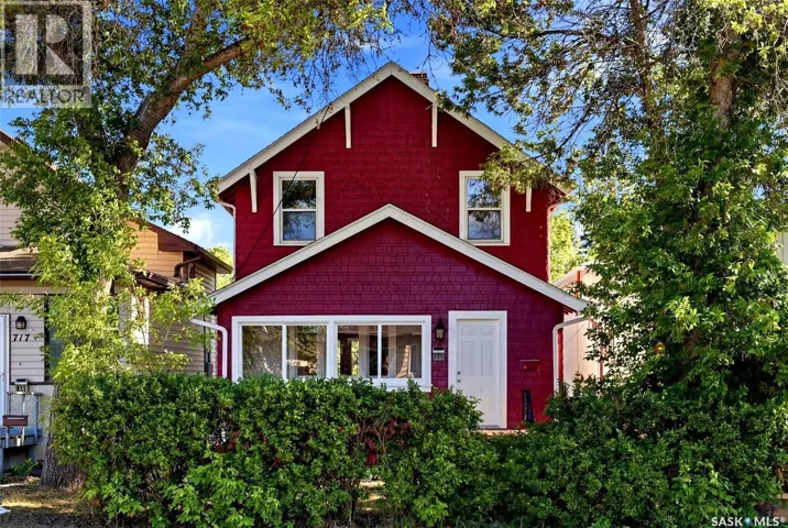 721 College AVENUE, Regina, Saskatchewan S4N0X8