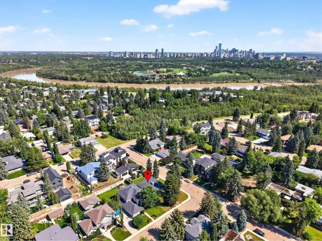 8804 138 ST NW, Edmonton, Alberta T5R0E4