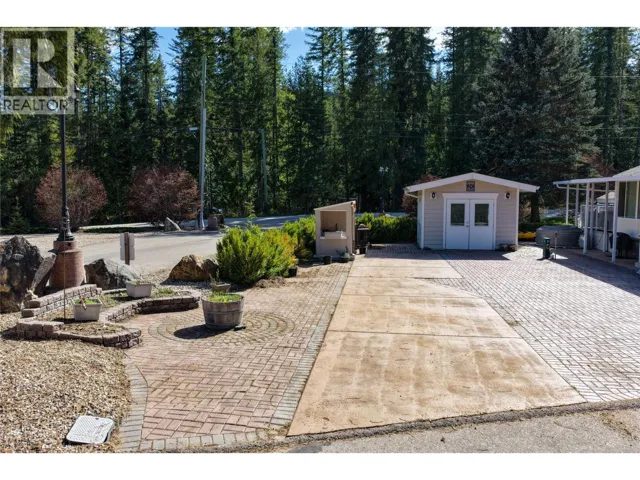 3303 Mabel Lake Road Unit# 52 Lot# 52, Enderby, British Columbia V0E1V5