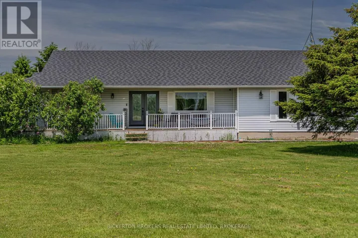 712 HAIG ROAD, Front of Leeds & Seeleys Bay, Ontario K0E1L0