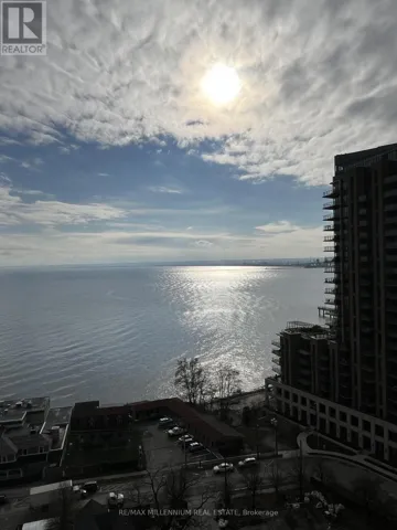 1608 - 370 MARTHA STREET, Burlington (Brant), Ontario L7R0G9