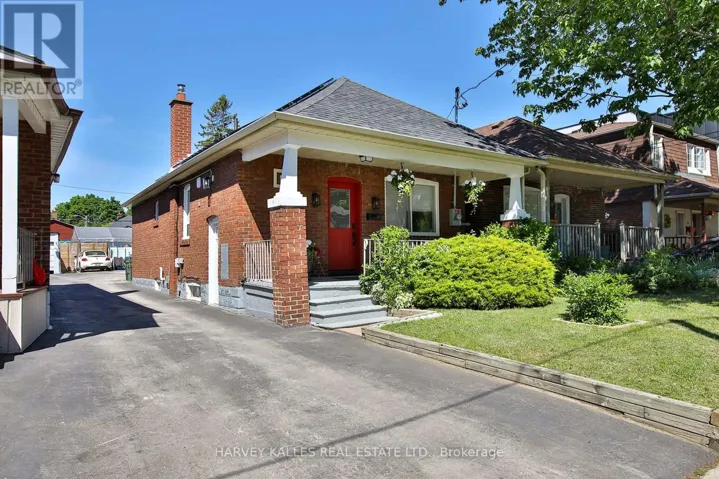 112 FOURTH STREET, Toronto (New Toronto), Ontario M8V2Y7