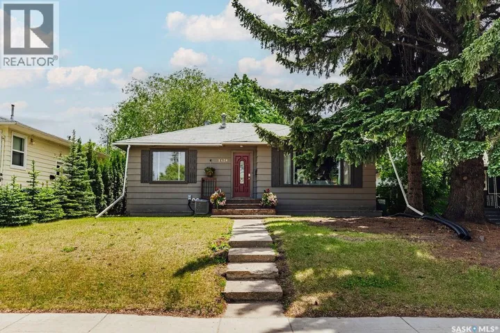 1426 12th STREET E, Saskatoon, Saskatchewan S7H0E8