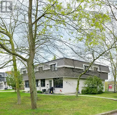 3 - 513 QUIET PLACE, Waterloo, Ontario N2L5L6