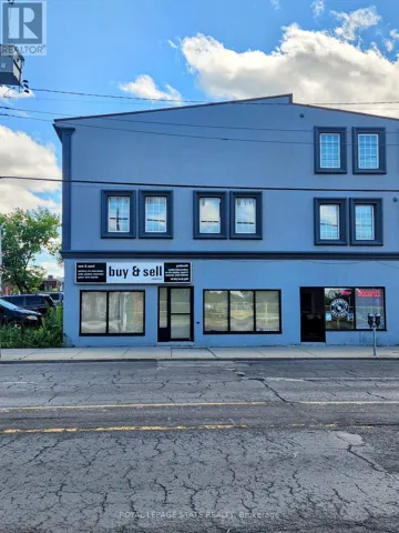 1068 BARTON STREET E, Hamilton (Crown Point), Ontario L8L3E6