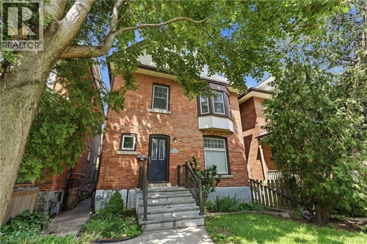 71 AIKMAN Avenue, Hamilton, Ontario L8M1P8