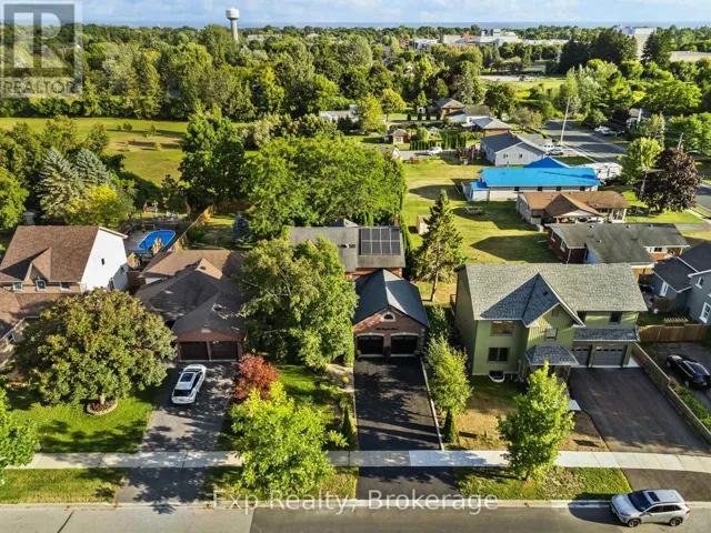 233 HUYCKE STREET, Cobourg, Ontario K9A5K8