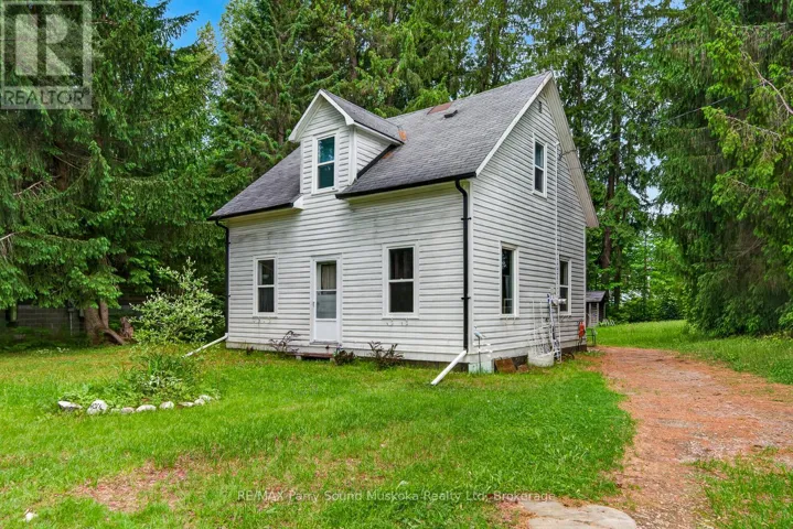 14 VICTORIA STREET W, Seguin, Ontario P0C1J0