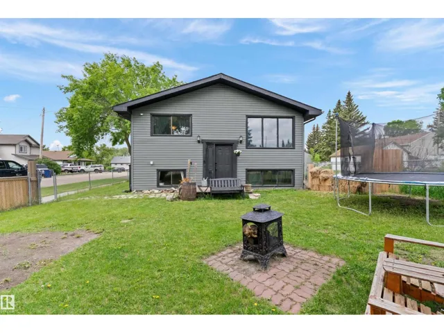 14 2 AV S, Hay Lakes, Alberta T0B1W0