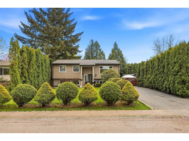 26744 33 AVENUE, Langley, British Columbia V4W3G2