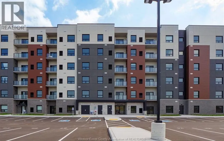 4785 WALKER ROAD Unit# 108, Windsor, Ontario N9G0E3