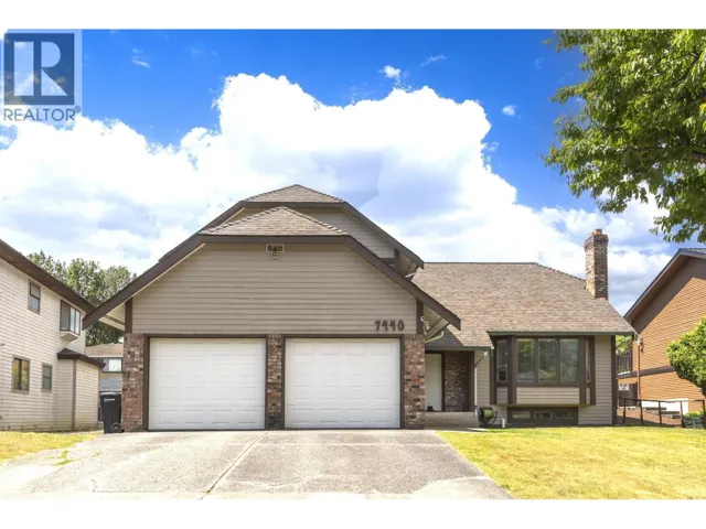 7440 LAWRENCE DRIVE, Burnaby, British Columbia V5A4G7