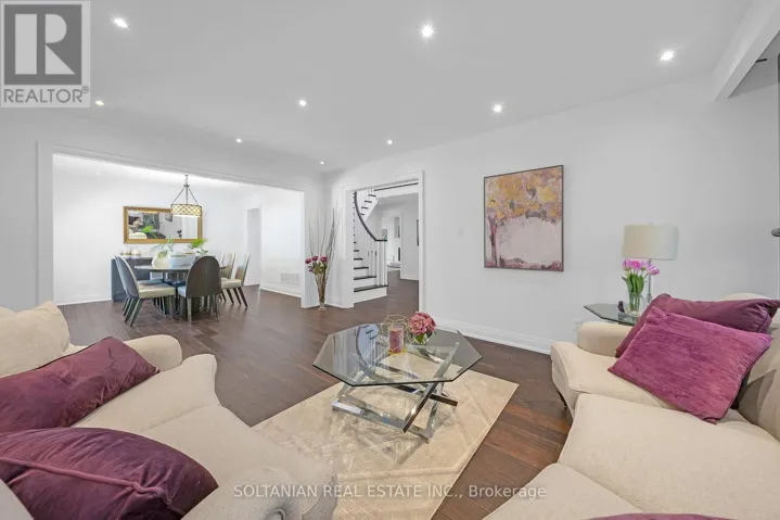 12 DORIAN PLACE, Vaughan (Uplands), Ontario L4J2M3