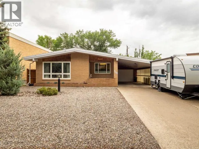 519 28 Street S, Lethbridge, Alberta T1J3T1