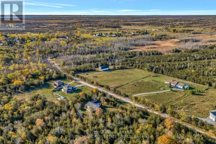 111 FOSTER ROAD, Prince Edward County (Sophiasburg Ward), Ontario K0K1W0