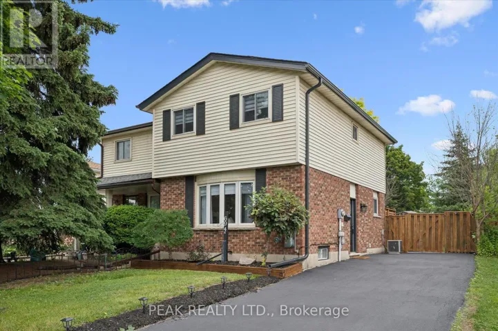 B - 694 HIGHPOINT AVENUE, Waterloo, Ontario N2V1G9