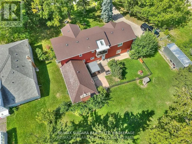 7060 GARNER ROAD, Niagara Falls (Forestview), Ontario L2E6S4
