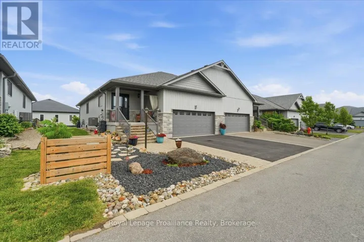 61 CONGER DRIVE, Prince Edward County (Wellington Ward), Ontario K0K3L0