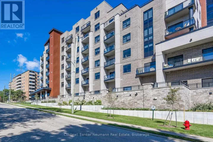 601 - 30 HAMILTON STREET S, Hamilton (Waterdown), Ontario L8B1V8